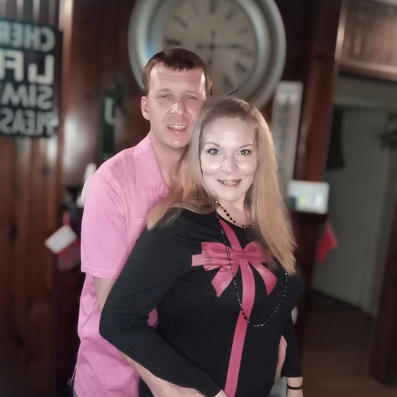 Meet your Posher, Kimberly - Picture 2 of 3